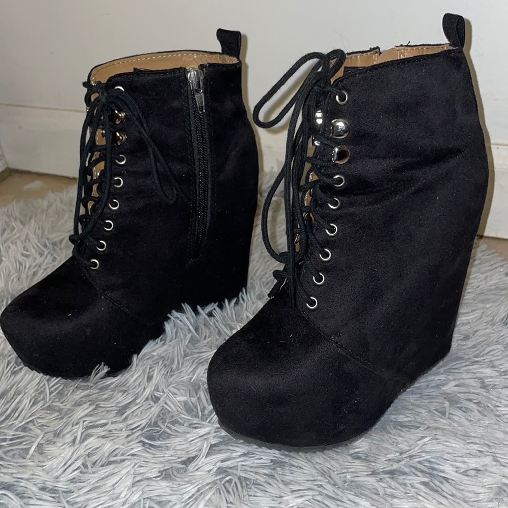 Black boots. Size 5.5. Used